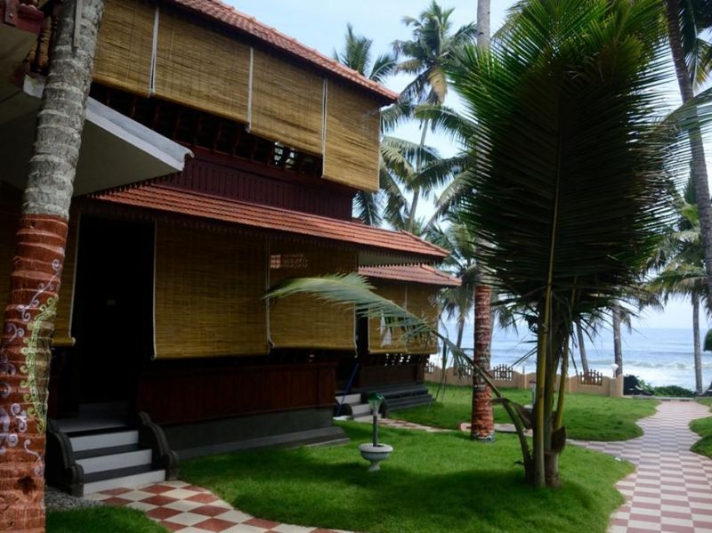 BLACK BEACH RESORT 2*