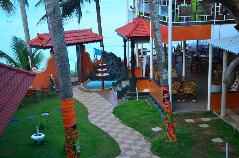 BLACK BEACH RESORT 2*
