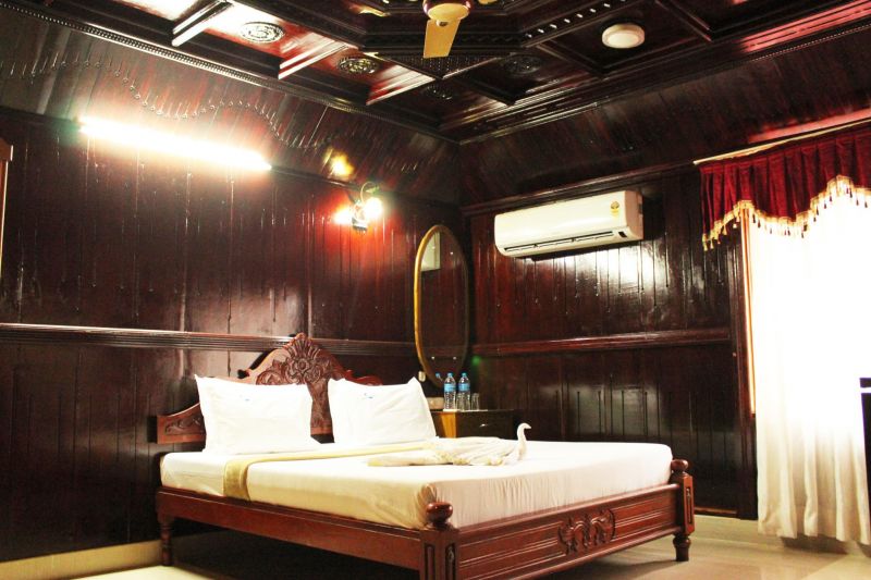 BLACK BEACH RESORT 2*