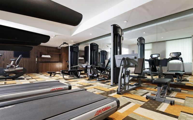 FRASER SUITES NEW DELHI 5*