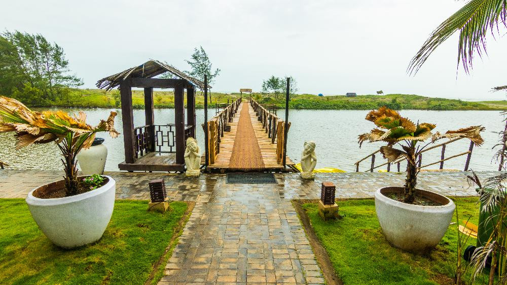 RIVA BEACH RESORT 3*