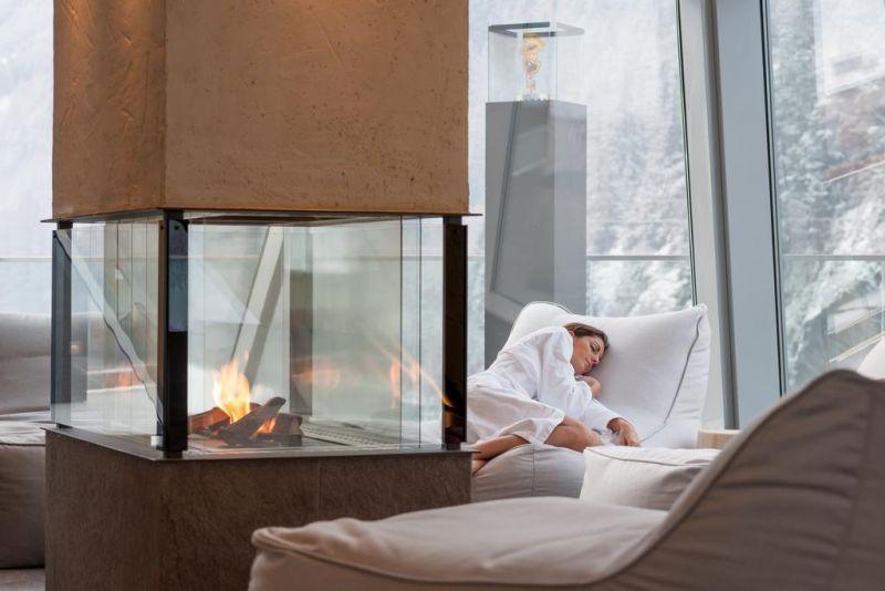 AQUA DOME 4*