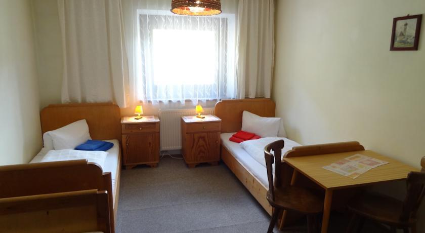 EBERHARD 3*