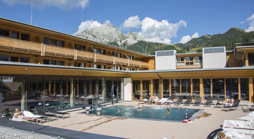 FALKENSTEINER HOTEL SONNENALPE 4*