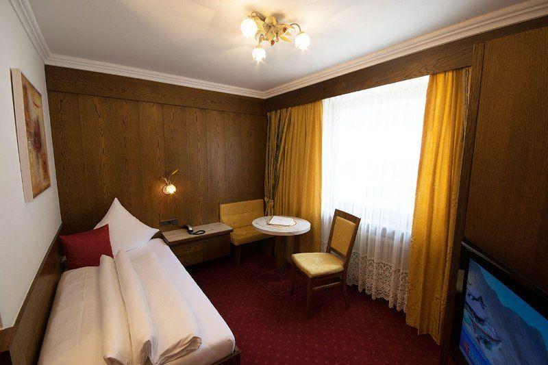GARNI BELLARIA 3*