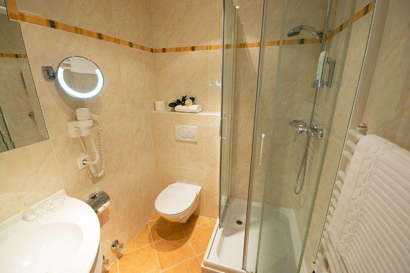 GARNI BELLARIA 3*
