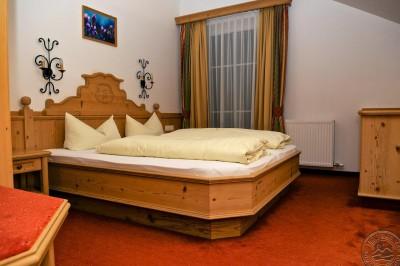 HOTEL BERGHOF 4*