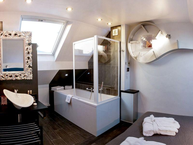 ECOLE CENTRALE 3*