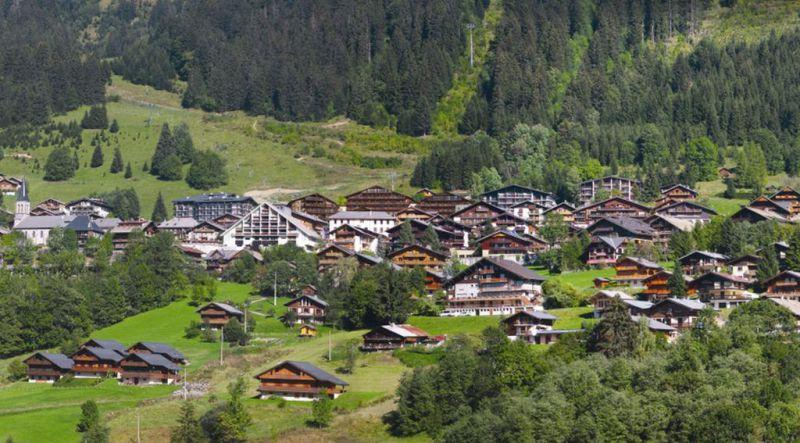 RESIDENCE LES FERMES DE CHATEL 3*
