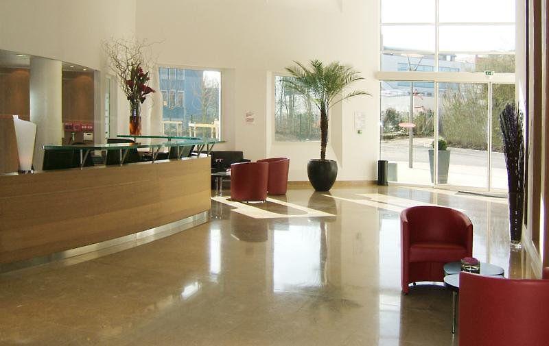 RESIDHOME PARIS MASSY 4*