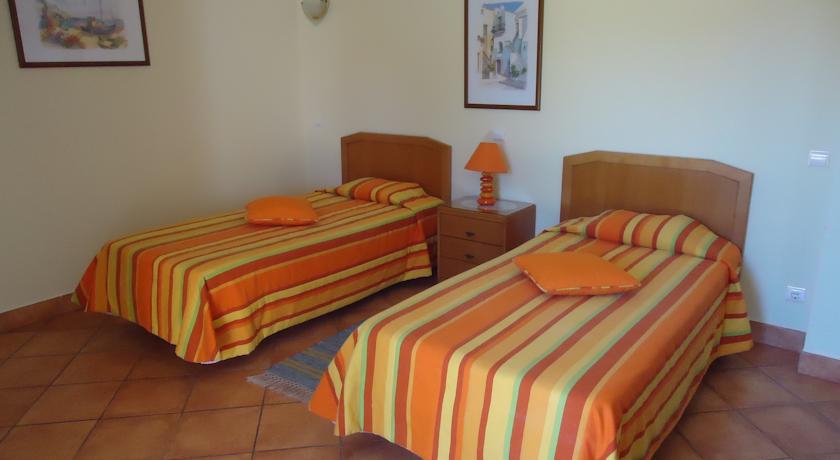 CANAVIAL I & II APARTAMENTOS 3*