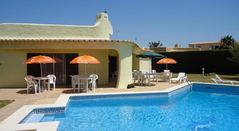 CANAVIAL I & II APARTAMENTOS 3*