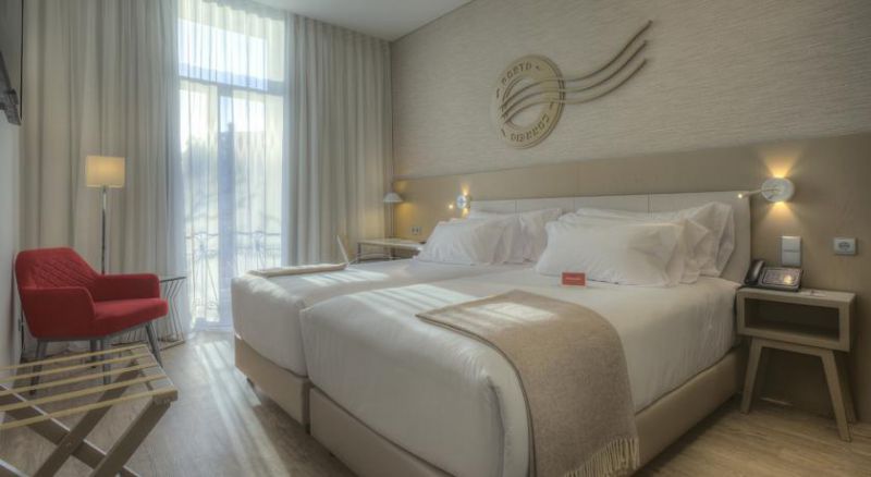 NH COLLECTION PORTO BATALHA 4*