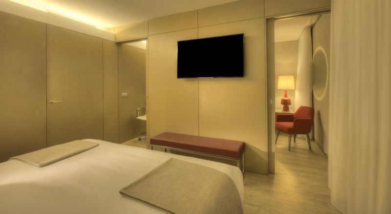 NH COLLECTION PORTO BATALHA 4*