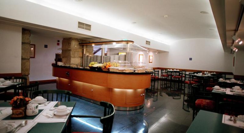 QUALITY INN PRACA DA BATALHA PORT 3*