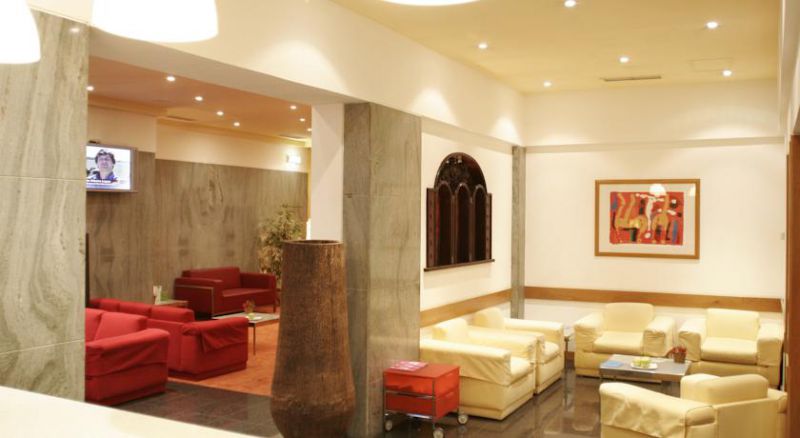 QUALITY INN PRACA DA BATALHA PORT 3*