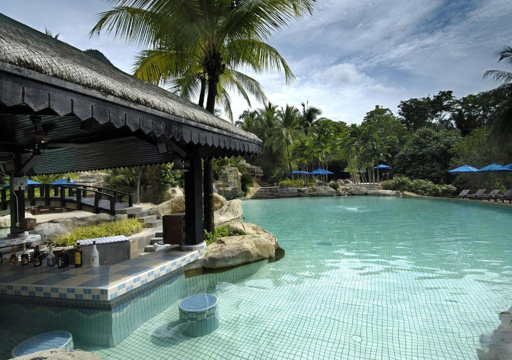 BERJAYA LANGKAWI BEACH & SPA RESORT 4*