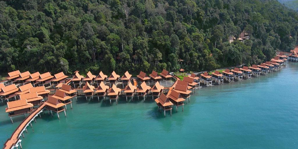 BERJAYA LANGKAWI BEACH & SPA RESORT 4*