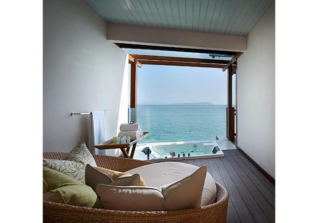 BERJAYA LANGKAWI BEACH & SPA RESORT 4*