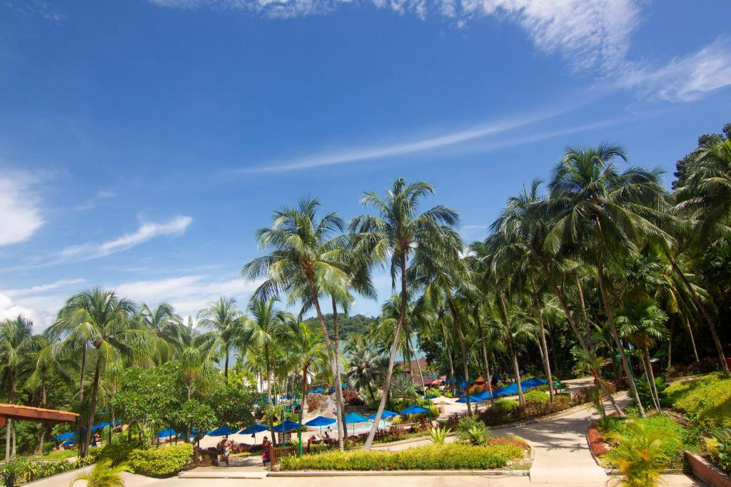 BERJAYA LANGKAWI BEACH & SPA RESORT 4*