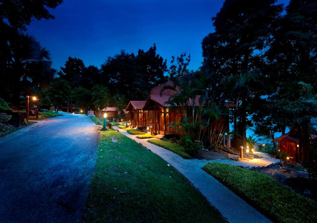 BERJAYA LANGKAWI BEACH & SPA RESORT 4*
