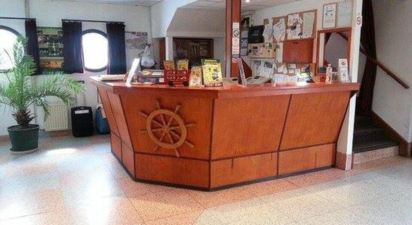 BOTEL HOTEL LISA 3*