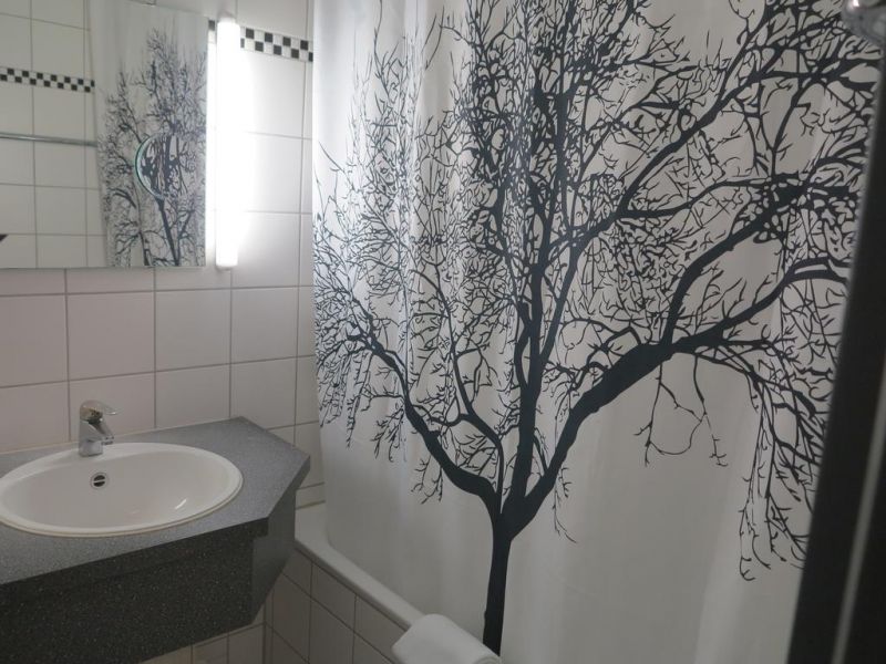 BRUNNENHOF 3*