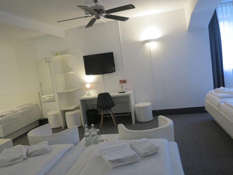 BRUNNENHOF 3*
