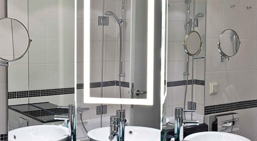 HILTON BERLIN 5*