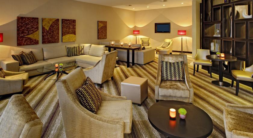 HILTON BERLIN 5*