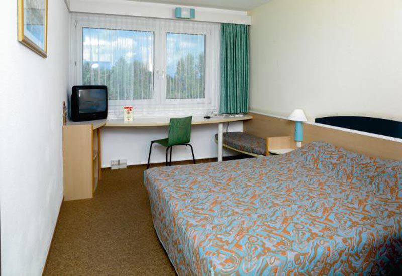IBIS BERLIN AIRPORT TEGEL 2*