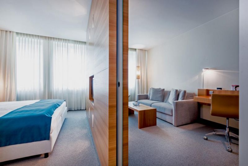 LINDNER HOTEL AM KU`DAMM 4*