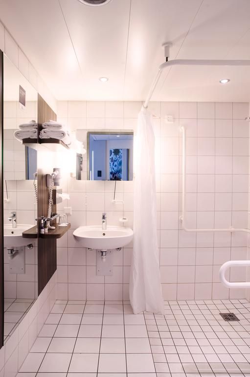 MERCURE HOTEL BERLIN HENNIGSDORF 4*