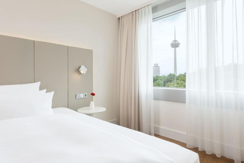 NH COLLECTION KOELN MEDIAPARK 4*