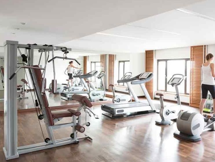 NOVOTEL BERLIN AM TIERGARTEN 4*