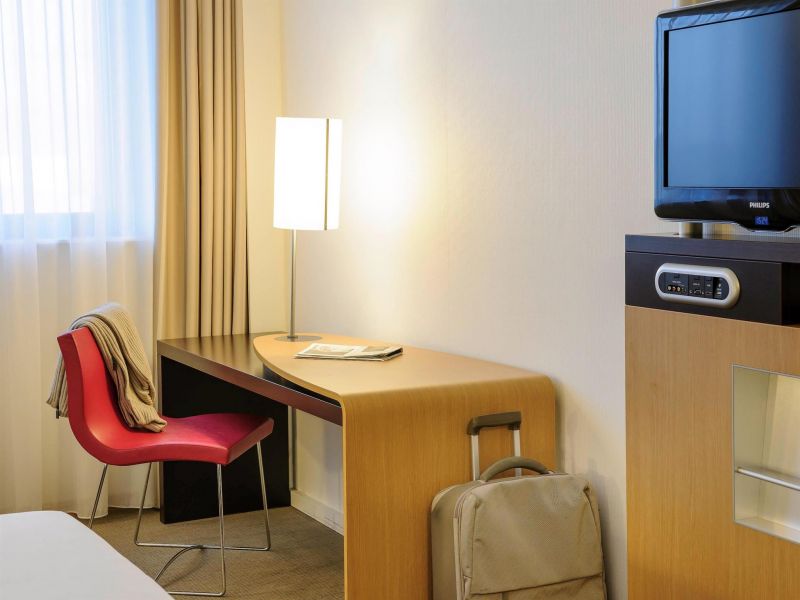 NOVOTEL MUENCHEN AIRPORT 3*