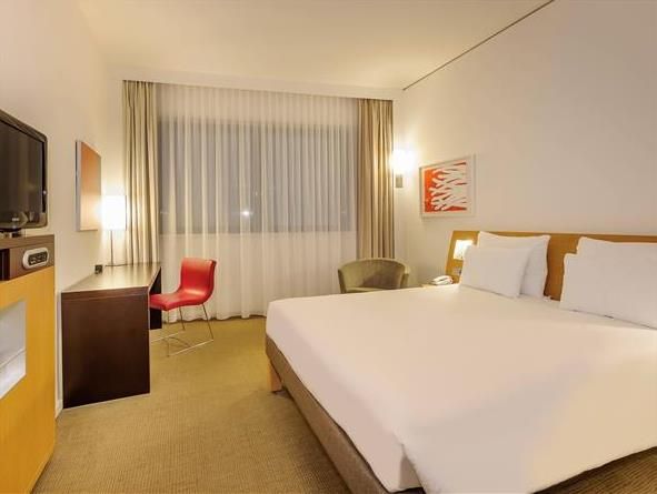 NOVOTEL MUENCHEN AIRPORT 3*