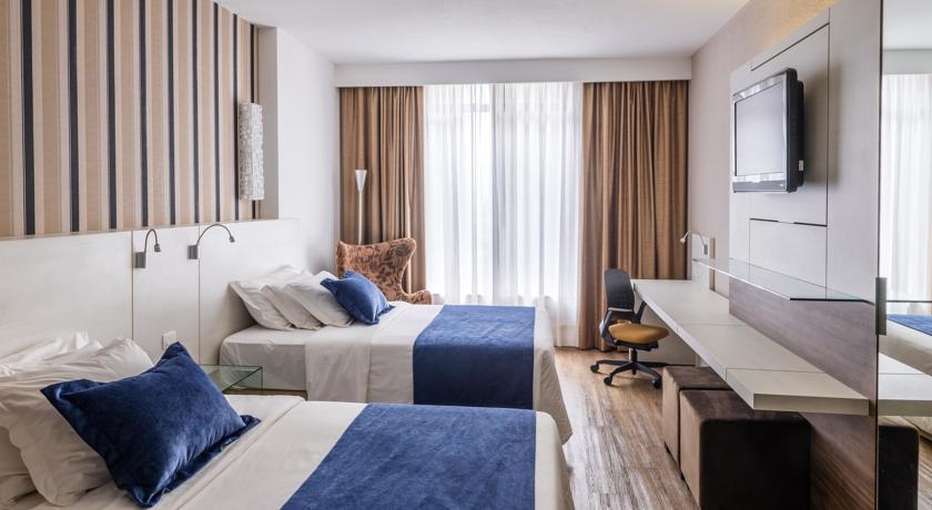 RADISSON CURITIBA 5*