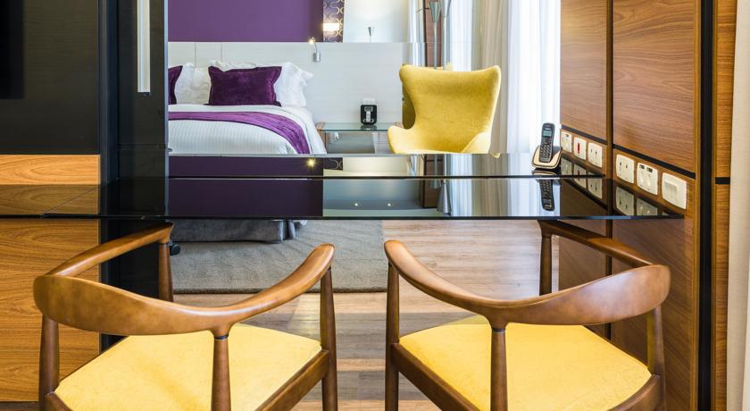 RADISSON CURITIBA 5*