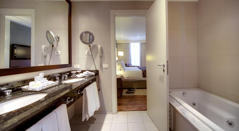 RADISSON CURITIBA 5*
