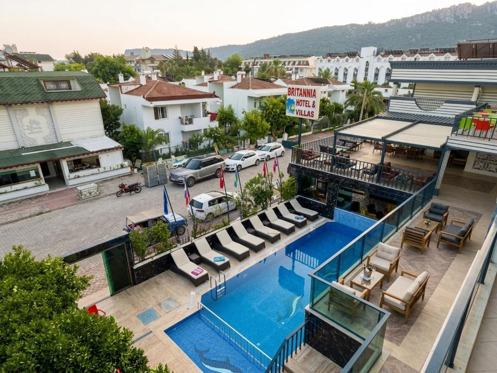 BRITANNIA HOTEL & VILLAS 3*