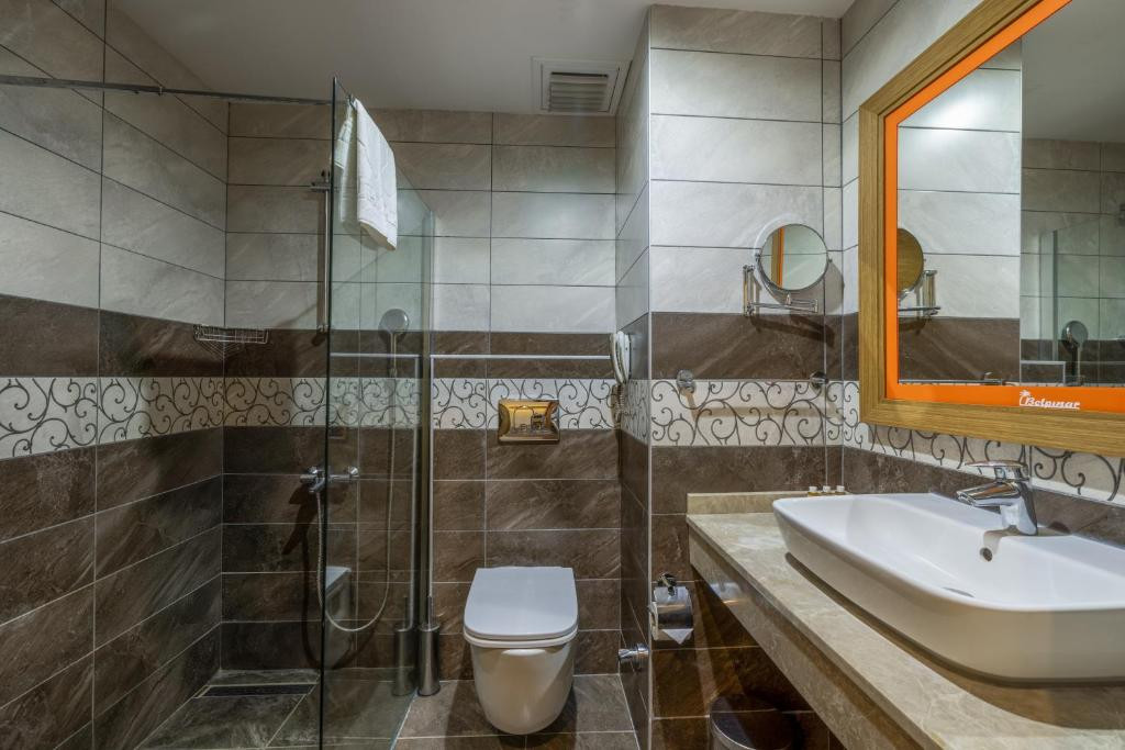 CLUB HOTEL BELPINAR 4*