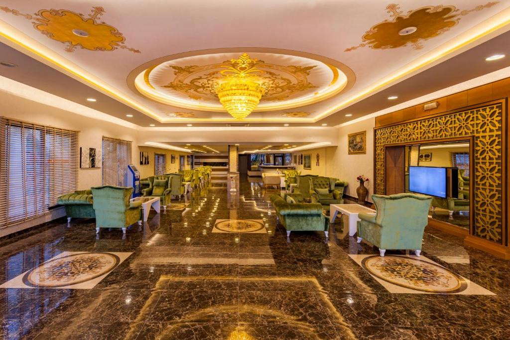 CLUB HOTEL BELPINAR 4*
