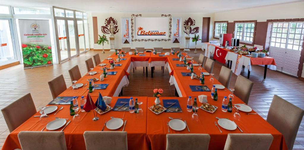 CLUB HOTEL BELPINAR 4*