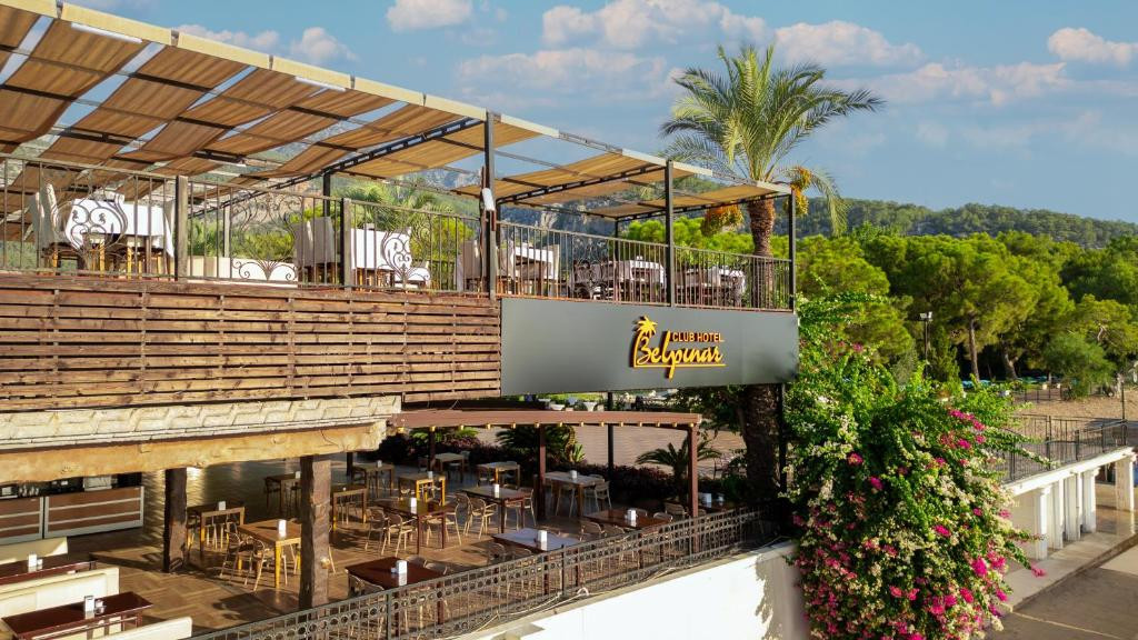 CLUB HOTEL BELPINAR 4*