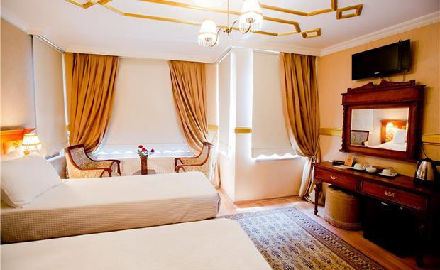 ARUNA HOTEL 4*