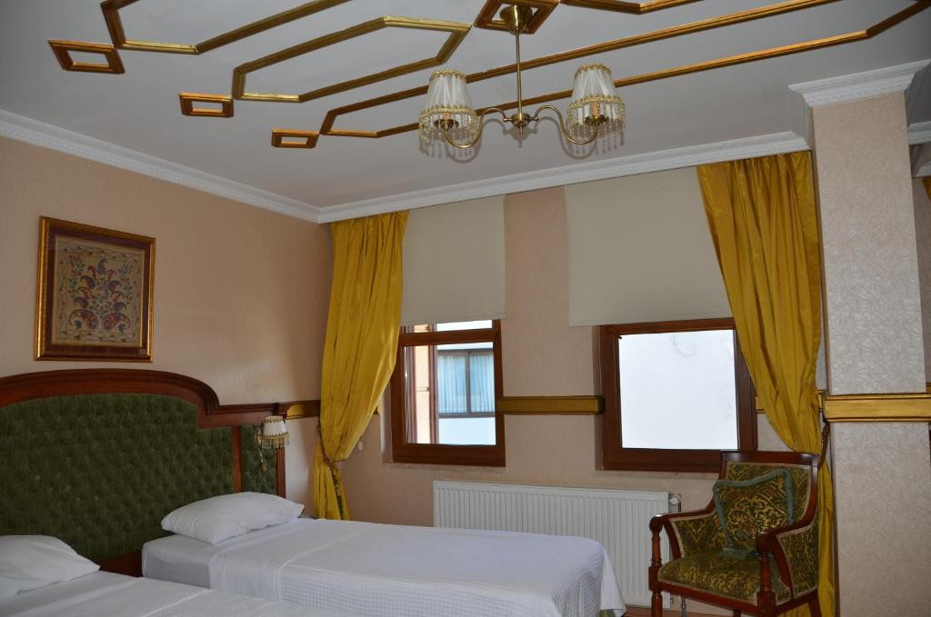 ARUNA HOTEL 4*