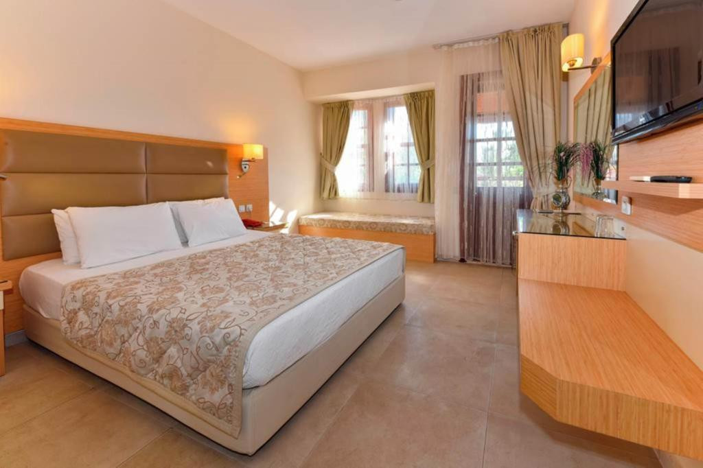 ALIZE HOTEL 4*