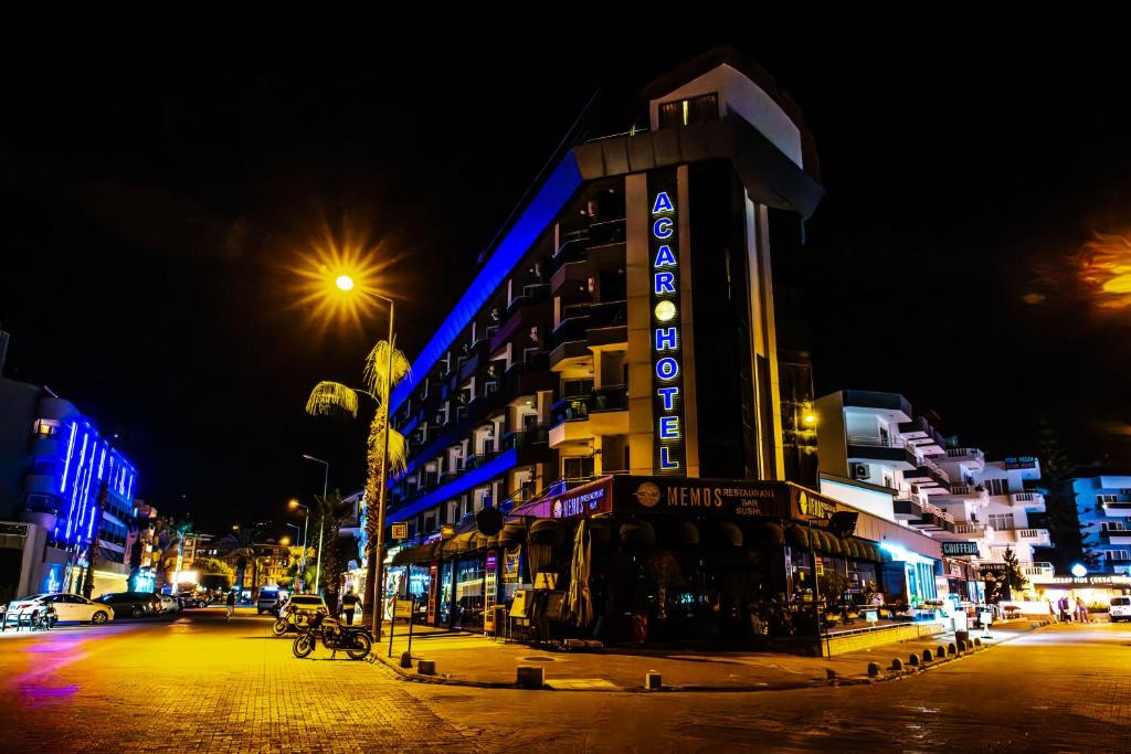 ACAR 4*