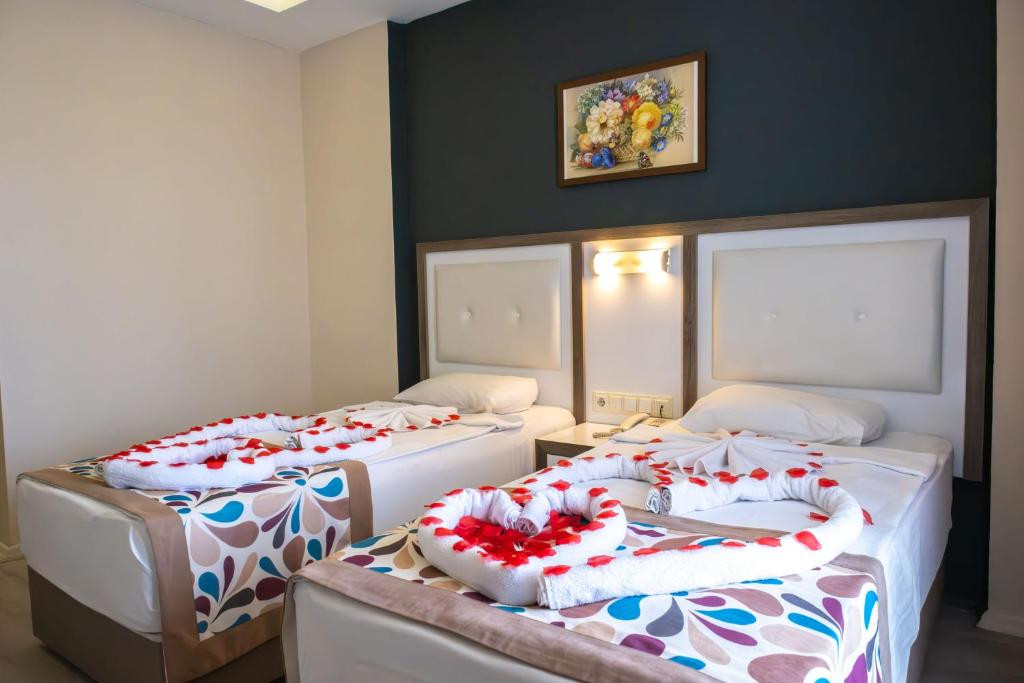 ACAR 4*